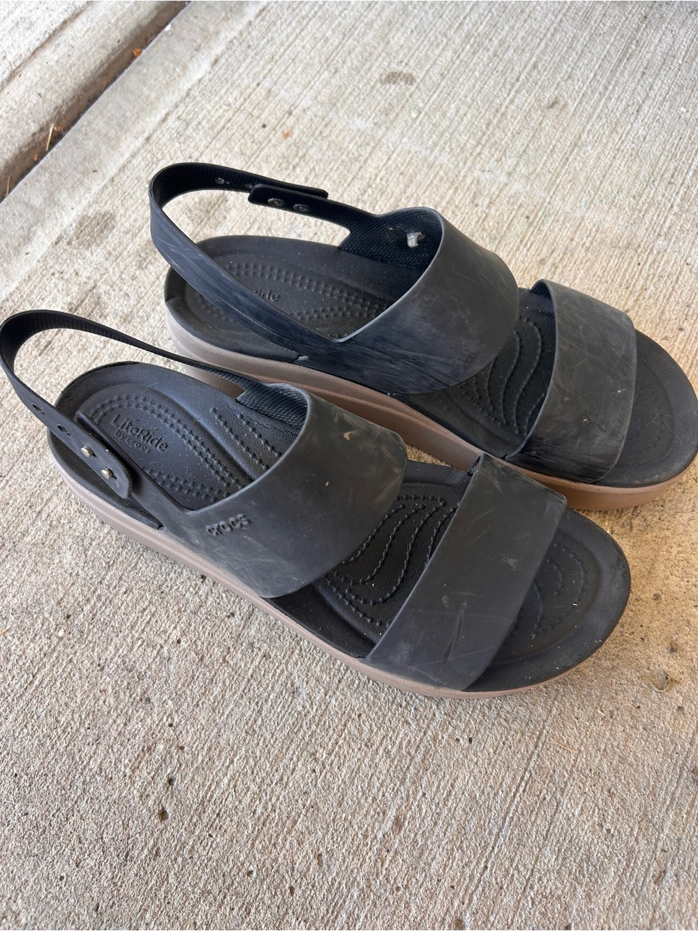 Crocs Brooklyn Low Wedge Platform Sandals - Black/Mushroom Womens 9